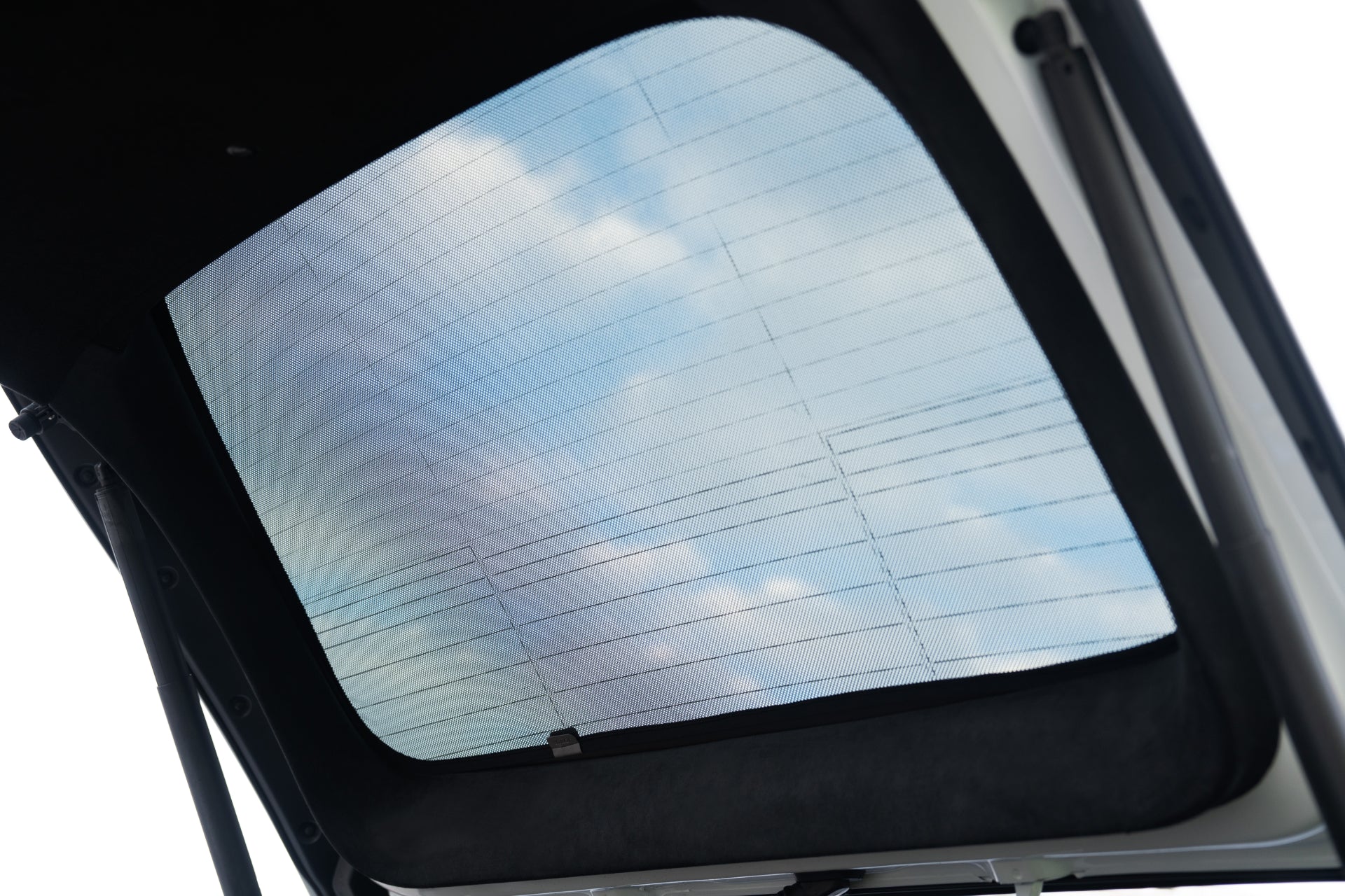 Model X sunshade bundle, easy protection from the sun in the model X - trunk 